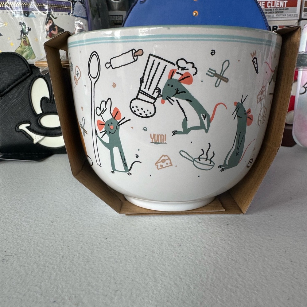 Disney ratatouille ceramic bowl with chopsticks new in box